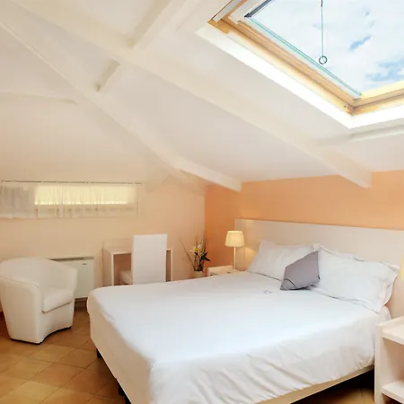 Hotel Tasso Suites&spa 3*